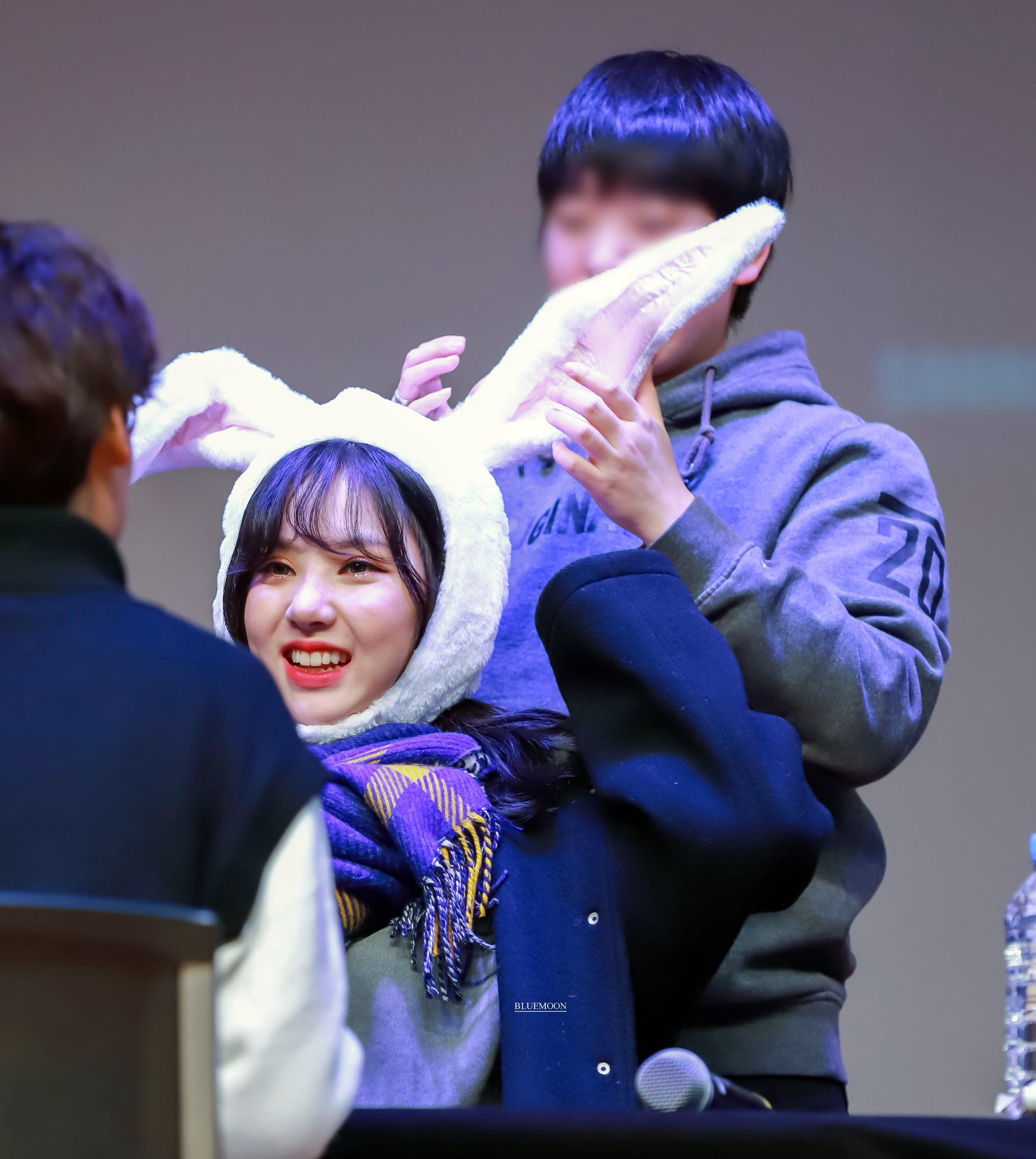 DxhHgpkVYAEnwmg.jpg:large