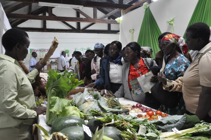 Gender GAP tweet media