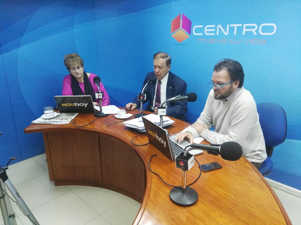 CJudicaturaEc's tweet photo. "Nosotros anunciamos el inicio de la evaluación a la @CorteNacional, después el @CPCCS -T nos quitó esta facultad y decidió que lo adecuado es que lo realice el #CJ Definitivo, ya que es un proceso que lleva tiempo", expresa #MarceloMerlo https://t.co/RQ2g3TNW63