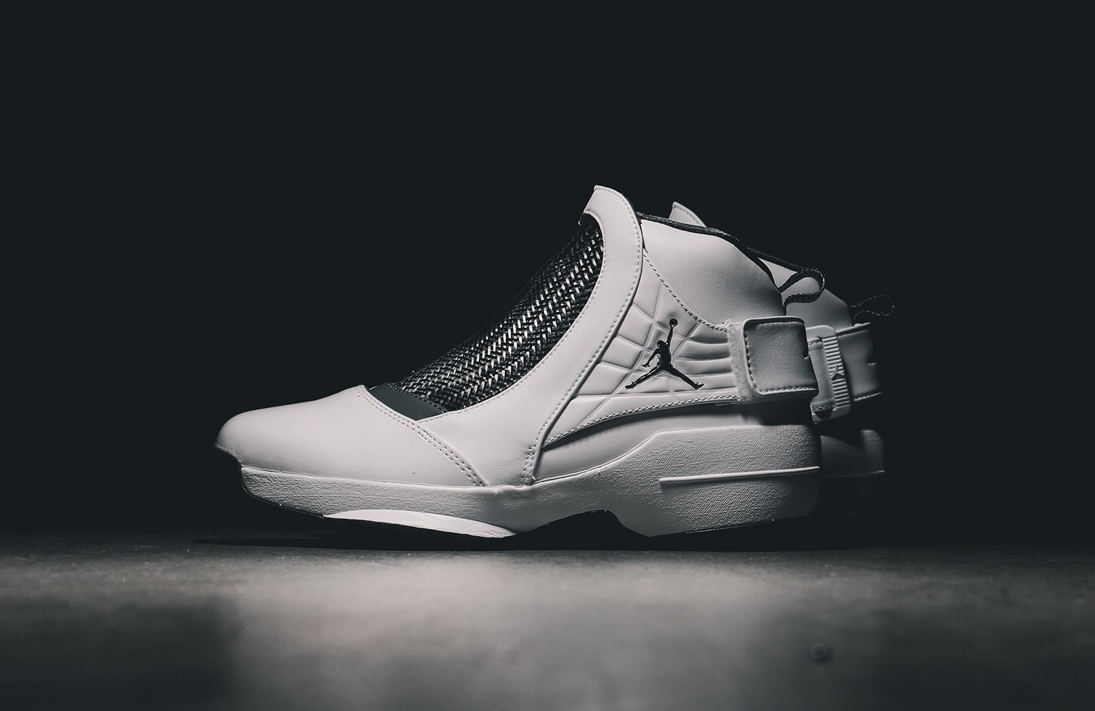 تويتر Fullress على تويتر 1 23 発売 ナイキ エア ジョーダン 19 レトロ ホワイト クローム フリントグレー Nike Air Jordan 19 Retro White Chrome Flint Grey Aq9213 100 T Co Cw4ew3f1a2 T Co Nbf3xu5aor