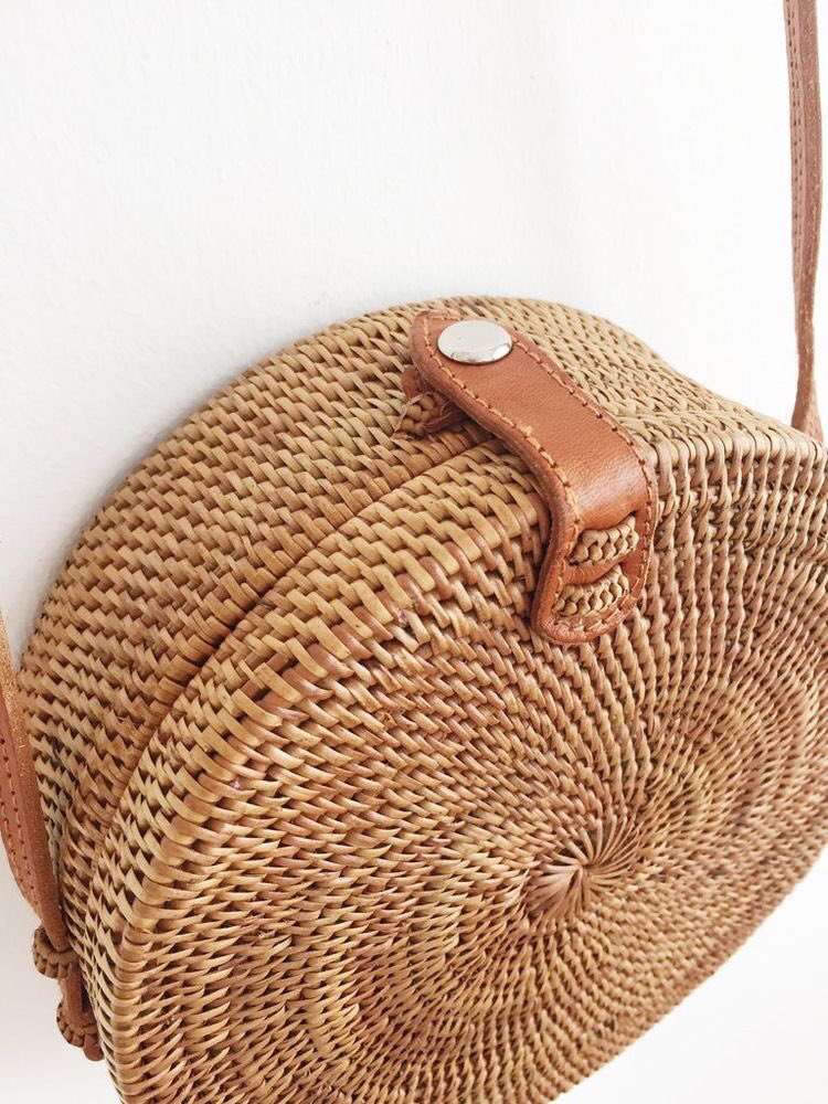 _J9725's tweet image. [Pls RT] 
กระเป๋าหวายแท้ เริ่มต้นที่ 730.-  

#GainWithPyeWaw #happyhour #Its2Loaded #จอยลดา #สวยสุดในวายจี #2019ทั้งทีต้องแบบนี้ดิ #Youtuberพี่แทน #ไว้รีวิวห้ามขายของโว้ยย #ราชินีนักอ่าน #ปรับไม่ทันเราปรับให้ #เพศศึกษานอกตํารา #ลิขิตรักข้ามดวงดาว #DAZEDKOREA #movietwit #범규