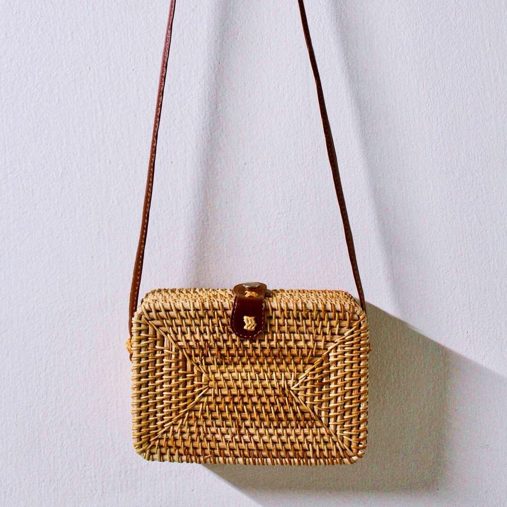 _J9725's tweet image. [Pls RT] 
กระเป๋าหวายแท้ เริ่มต้นที่ 730.-  

#GainWithPyeWaw #happyhour #Its2Loaded #จอยลดา #สวยสุดในวายจี #2019ทั้งทีต้องแบบนี้ดิ #Youtuberพี่แทน #ไว้รีวิวห้ามขายของโว้ยย #ราชินีนักอ่าน #ปรับไม่ทันเราปรับให้ #เพศศึกษานอกตํารา #ลิขิตรักข้ามดวงดาว #DAZEDKOREA #movietwit #범규