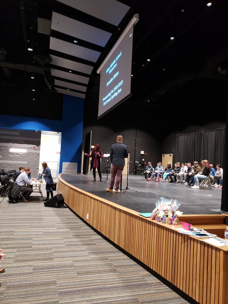 Let the Gibbs Middle 2018-2019 Bee begin!! @PrincipalCWhite #itsagibbsthing