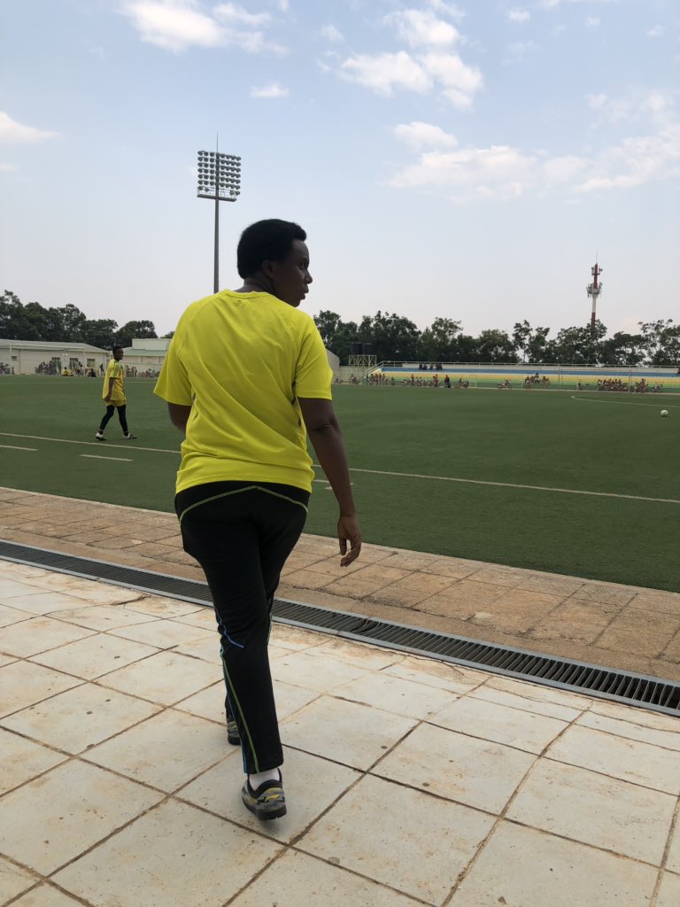 uwimaclarisse's tweet photo. Kayitesi Egidia appointed As kigali WFC assistant coach on two-year contract.
The former Urumuri player and APR WFC Coach.
#WomenInFootball
#LegendTime
@FERWAFA @MINISPOC https://t.co/awYSHJyCcV