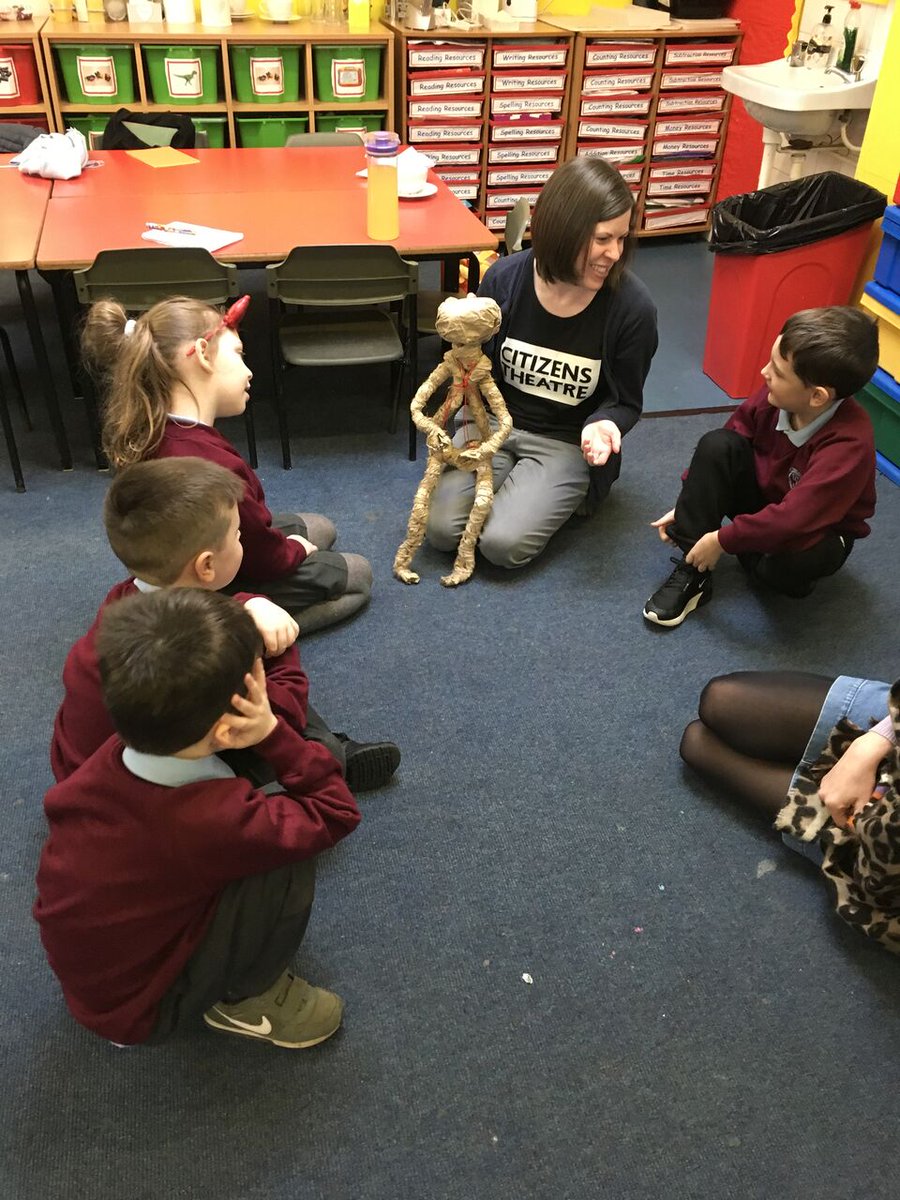 AngelaDrama's tweet image. Today I introduced my #HearMyVoice participants to the #CC #CreateAPuppetCreateYourself project. The pupils were shown my paper puppet and had a go at making it move. @StTimothysG41 @EUErasmusPlus @citizenstheatre #PaperPuppets  #Nurture