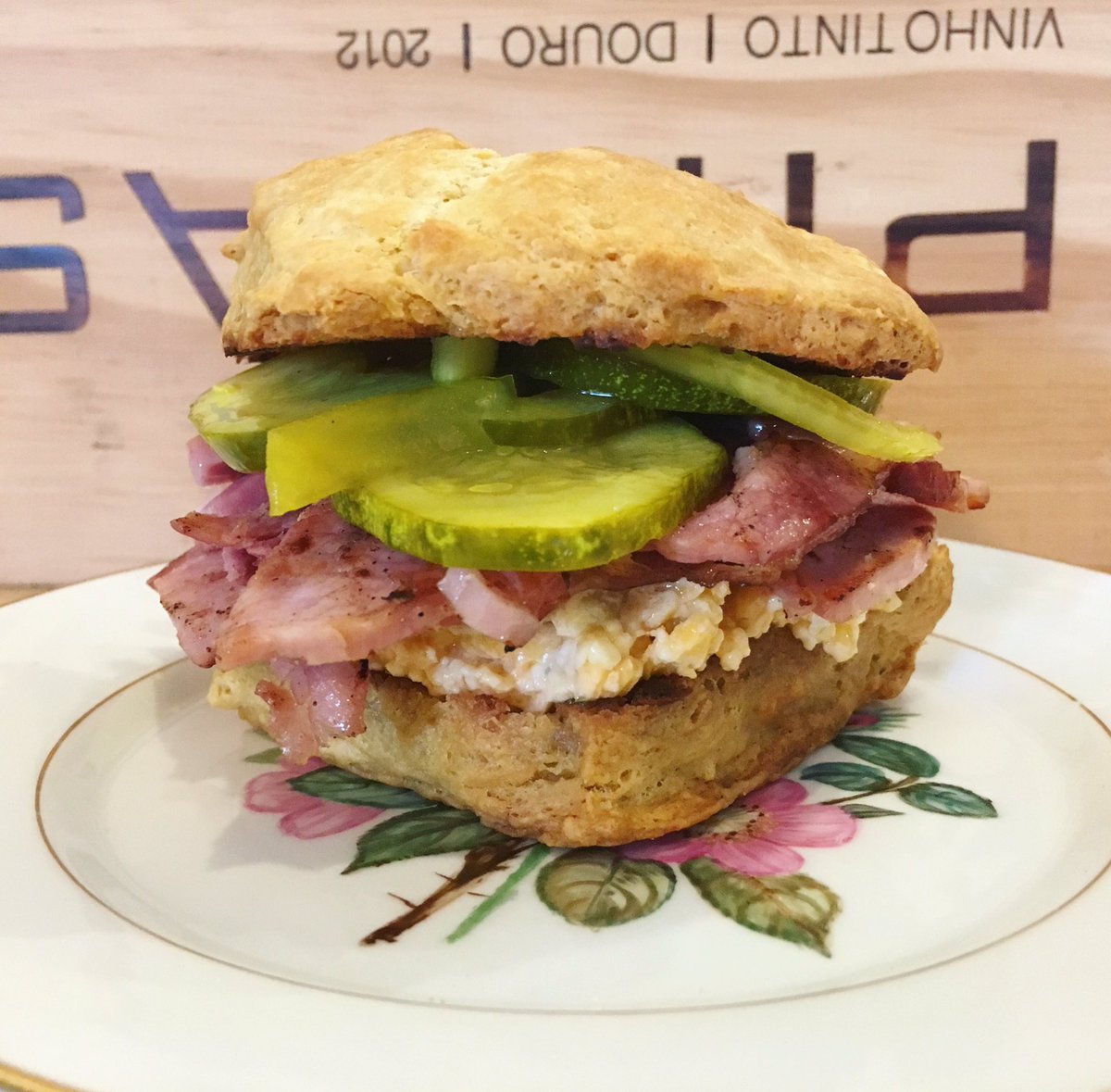 Making breakfast all day! Come try one of our homemade biscuit sandwiches. 📸: buttermilk with roasted carved turkey, pimento, and house pickles. 🙌

#rva #rvadine #rvafood #rvafoodie #breakfast #breakfastfordinner #richmond #travel #foodphotography #biscuit #buttermilkbiscuits