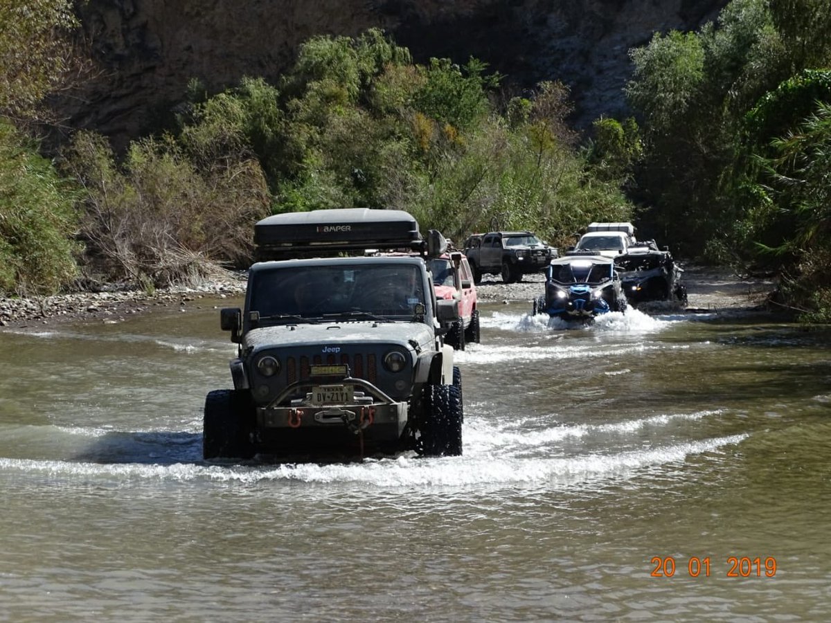 You know, just running a river deep in the interior of Mexico 🇲🇽 that’s how we do. #fulltimeoverland #jeepsies #jeepmafia #jeeplife #overlandmexico #overlanding