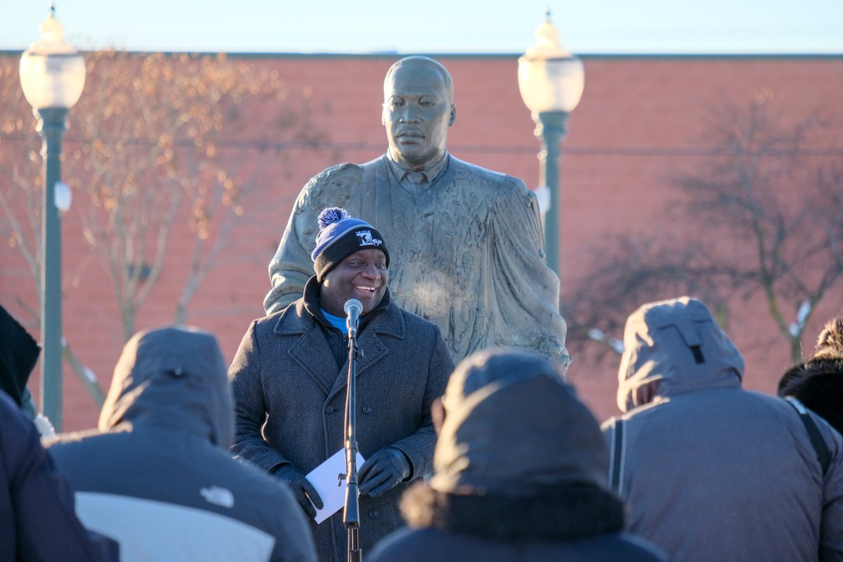 KalamazooCity's tweet image. Community members celebrated the life and legacy of the Rev. Dr. Martin Luther King Jr. yesterday at MLK Park in Downtown Kalamazoo. Thank you to all that participated in the day of service and let us all strive to live these values not just on MLK Day, but every day.