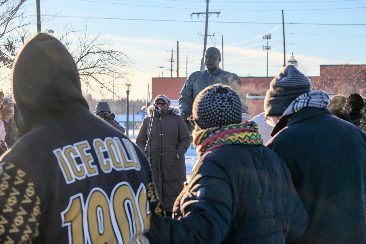 KalamazooCity's tweet image. Community members celebrated the life and legacy of the Rev. Dr. Martin Luther King Jr. yesterday at MLK Park in Downtown Kalamazoo. Thank you to all that participated in the day of service and let us all strive to live these values not just on MLK Day, but every day.