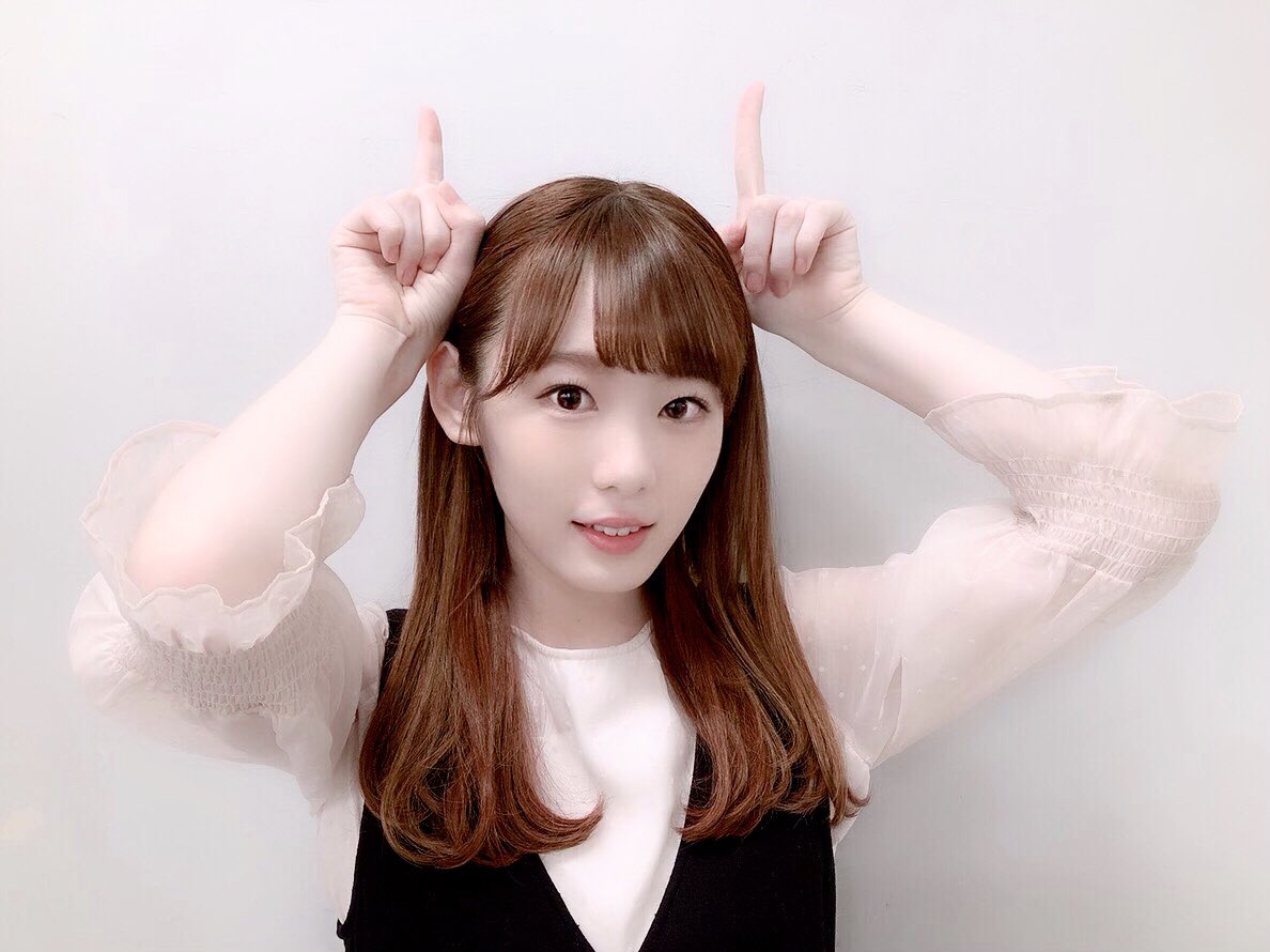 欅坂46 小池美波の写真集発売に なぜブスなのに との声多数 水着 下着でも可愛くないので売上微妙か 48ers フォーティーエイターズ