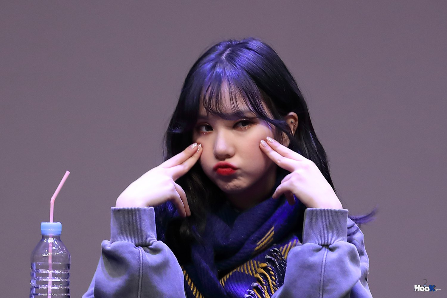 DxhmQ0sX4AM2bI3.jpg:large