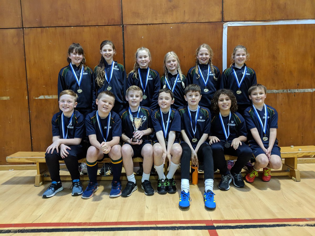 Ashbridge_Sport's tweet photo. PHOTO - South Ribble Indoor Athletics CHAMPIONS! A super display of running, jumping and throwing from the U11 team all their hard work paying off! 👍🏆 #TeamAshbridge https://t.co/mAsGjj9oi1
