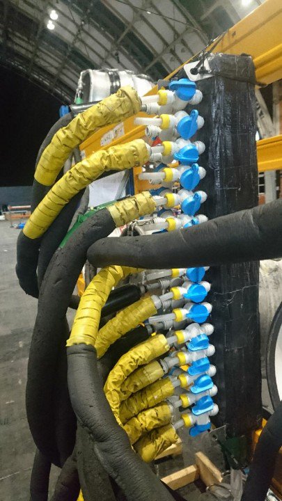 MancBeerFest's tweet photo. Just one of the manifolds behind #MBCF19's Bar 1 stillage.
Manager Dave assures us he knows where every one leads to. #beercooling https://t.co/nYLaJc60Hy