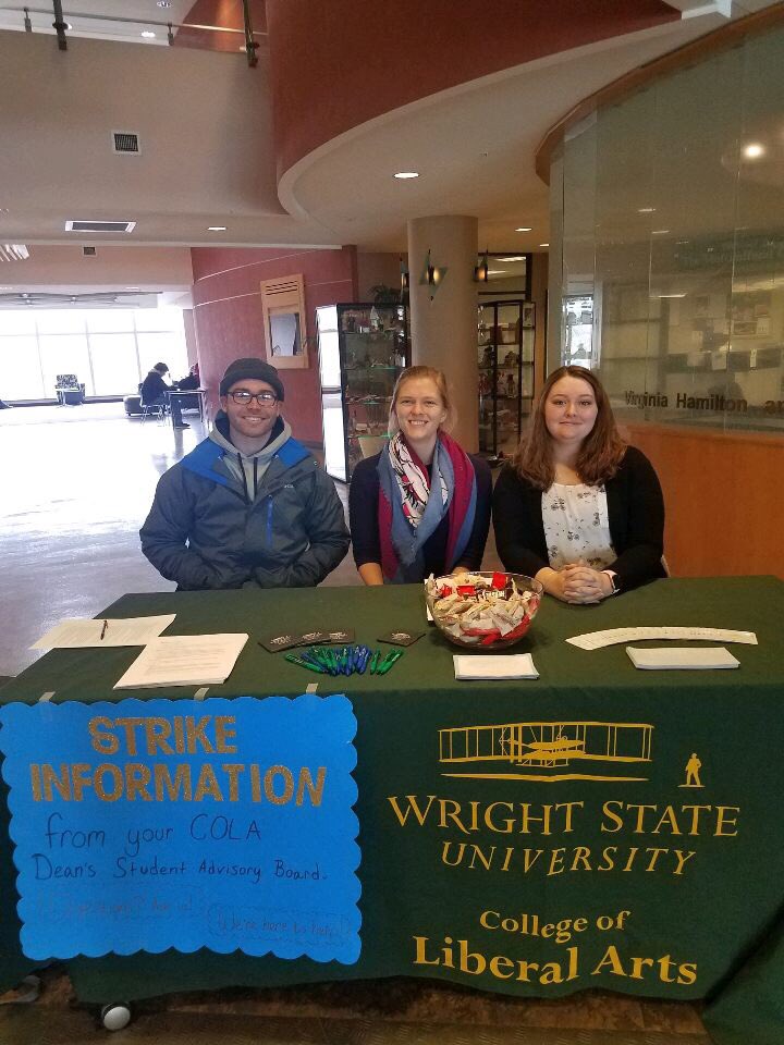 Come see your COLA DSAB for some information and sweets! We’re here to answer your questions and support our students 💚💛