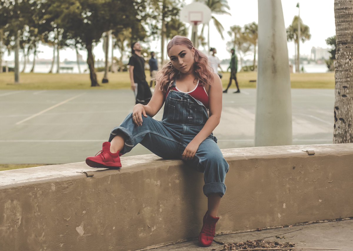 IamKatieSteel's tweet image. Always work like you got something to prove #newmusic #fastlifeent #awmusicgroup #soundhaus #steelettos #music #musicislife