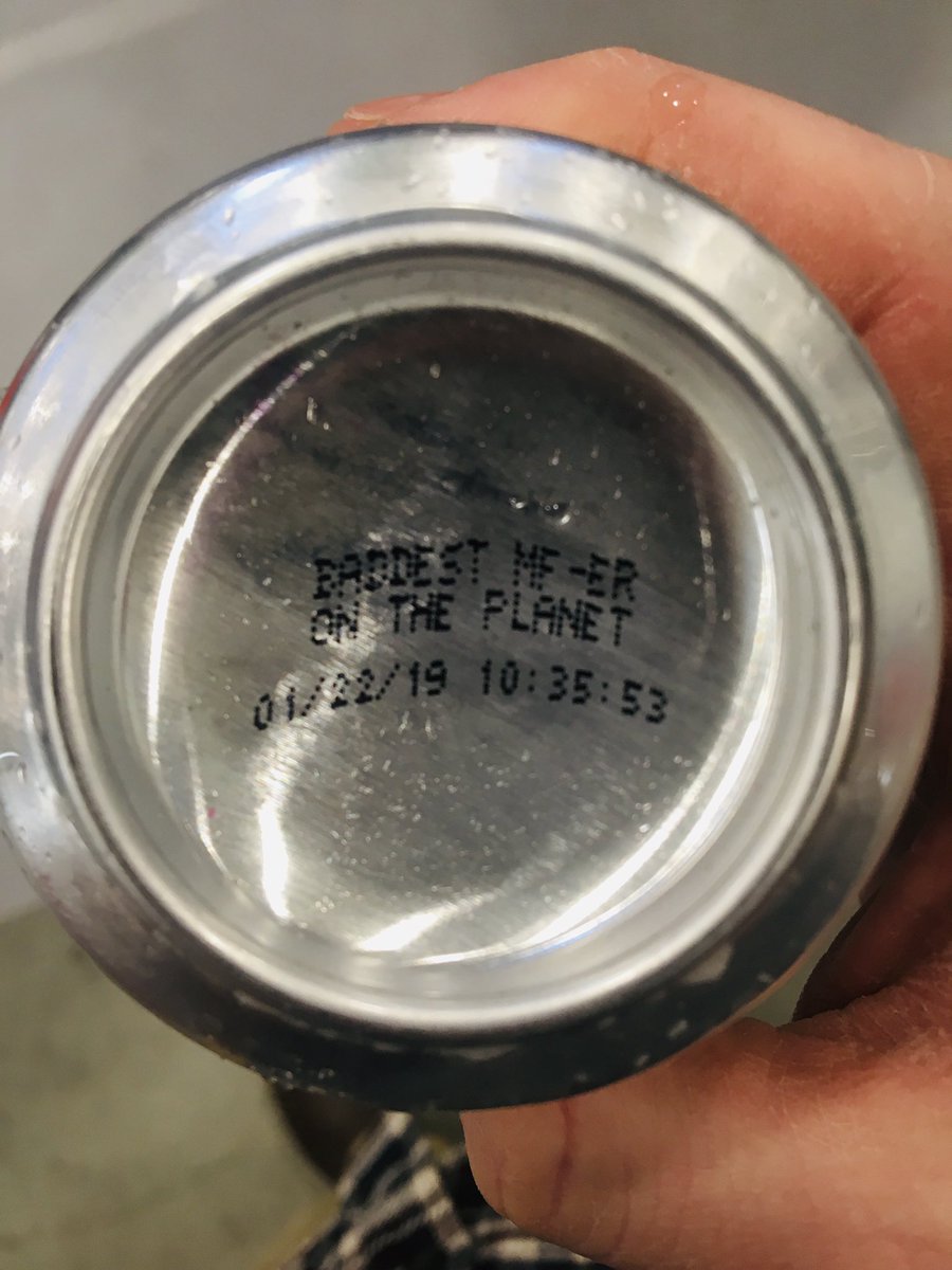 FieldYates's tweet photo. The great @TreeHouseBrewCo in Charlton, Massachusetts is paying home to Tom Brady by printing this label on the bottom of 26,000 cans today. https://t.co/hcMrDaazKE