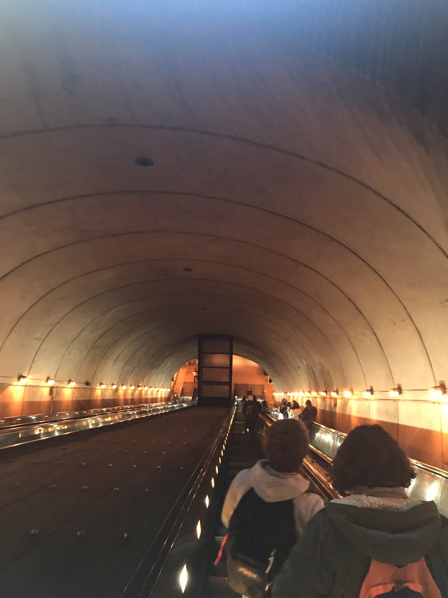 victakacs's tweet image. @StPiusX students making their way to the metro subway on the 5th longest escalator in the US. #PanthersInDC