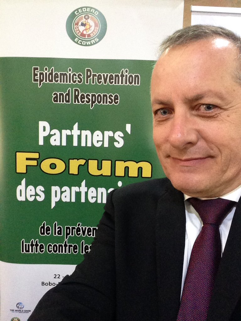 Projet RIPOST avec les partenaires de l'OOAS - une réunion pour coordonner la surveillance, l'alerte et la réponse aux épidémies - à Bobo-Dioulasso avec l'Agence de Medecine Préventive #Ebola <a href="/AFD_France/">Agence Française de #Développement (AFD) 🇫🇷 🇪🇺</a> <a href="/francediplo/">France Diplomatie 🇫🇷🇪🇺</a> <a href="/OoasWaho/">WAHO | OOAS</a> <a href="/adstwitamp/">DA SILVA</a>