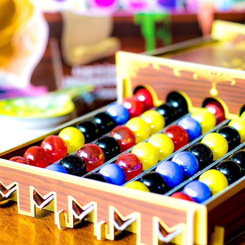 GeekOn_Gaming's tweet photo. 😮 App versions of tabletop games!?! I play board games to unplug, don't I? 😕 Or is it more about spending time with friends? 🎲 
These apps are bringing more people together playing games they love, and that's truly a wonderful thing. 💖 What's your take?

♟: Potion Explosion https://t.co/l3lG31PUgv