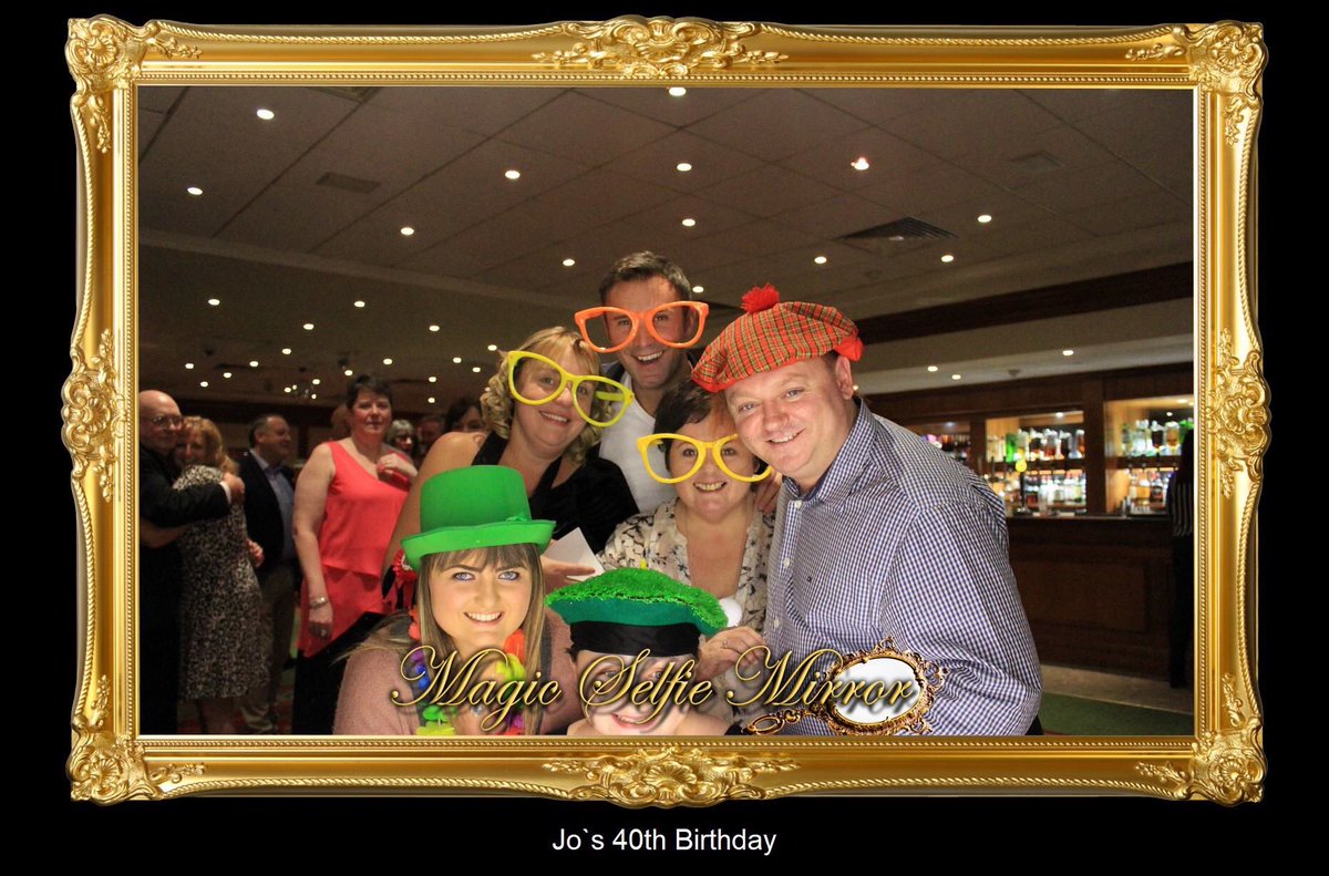 JoHope3's tweet image. Amazing surprise 40th on Saturday @BobhopeRob &amp;amp; @Jonny_Wilkes I had one of the nest nights ever #40isfab #friendsandfamily