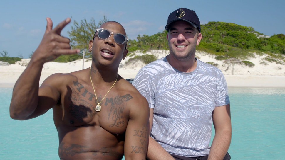 Complex's tweet photo. Maryann Rolle, a #FyreFestival caterer, reportedly spent $50K of her life savings while attempting to feed all of the workers on the island as the festival was being organized.

She says Ja Rule should give her $100k to apologize: https://t.co/qJJ57ztkgI https://t.co/KTMTy4Rg98