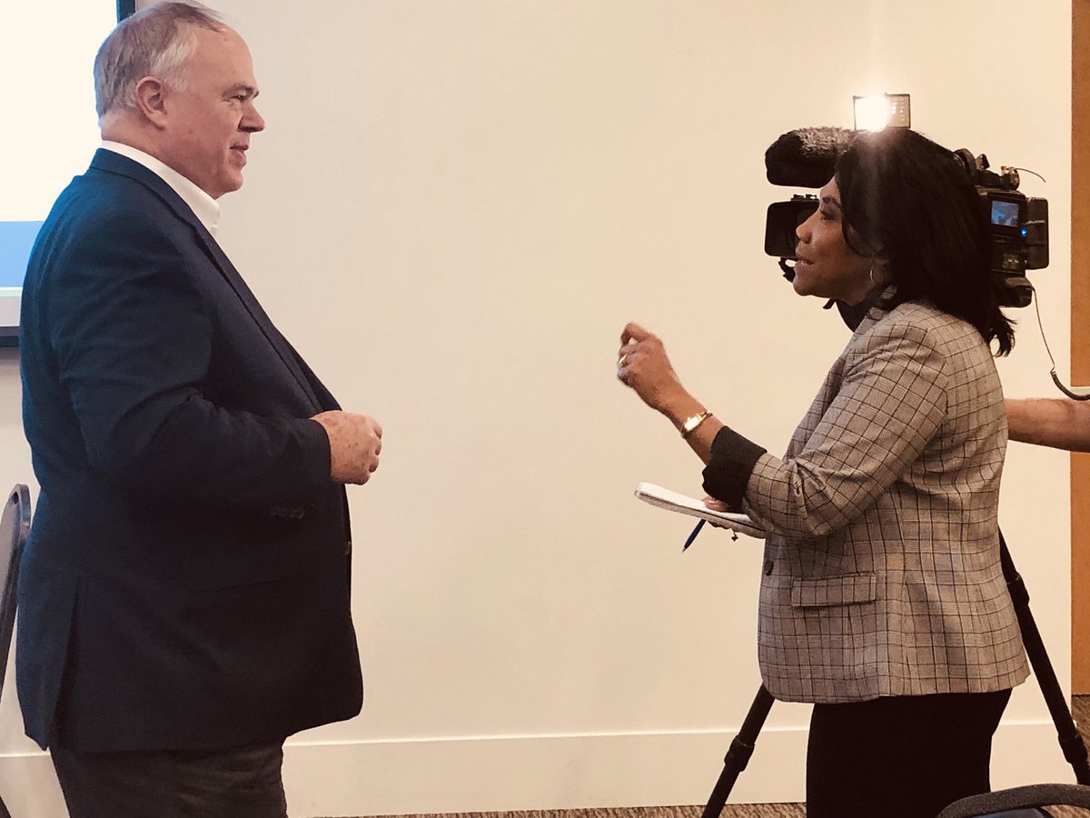 UNTDallas's tweet photo. Big 👏 to @NBCDFW & @cbs11Robbie of @CBSDFW for covering the launch of @YTexascom Leadership Academy! We had some 30 Dallas-area CEOs attend. Watch for interviews with @BobMong1949 & CEOs like Robbie Briggs, Pres & CEO of @BriggsFreeman (below). Watch their reports later today! https://t.co/7lstyzYr4E
