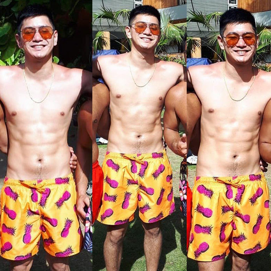 dailyhotdudes's tweet image. Hump Day Wednesday x Shirtless. Matt Singson. 💪