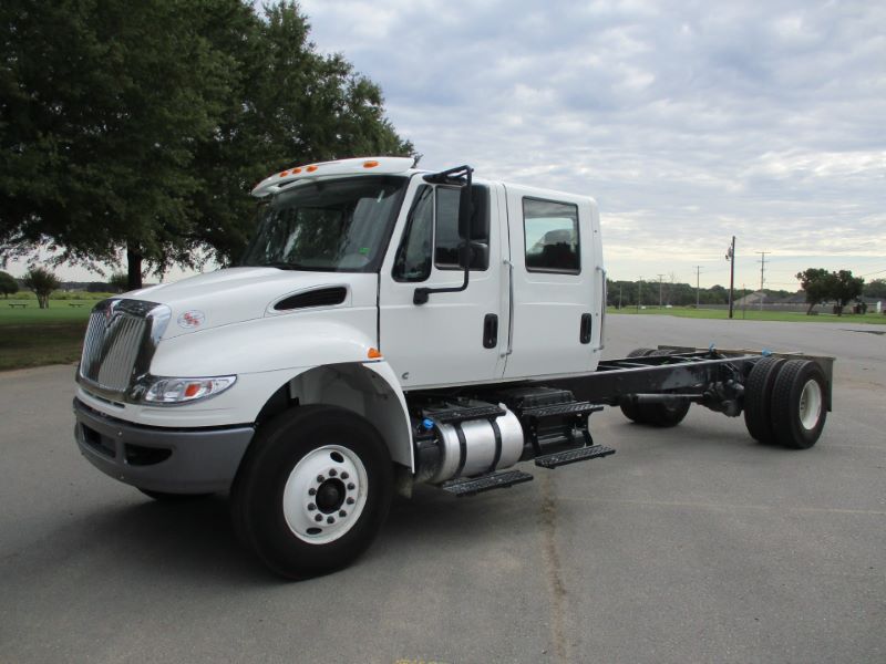 #NEW 2019 International 4300 - $75,494 #summittrucks #newtrucks bit.ly/2Mos0LE