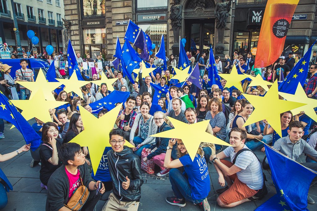 Dank #EU haben in #Österreich am #Karfreitag nun alle frei. Ich möchte mich im EU-Parlament dafür einsetzen, dass am #Europatag (9. Mai) alle Bürgerinnen und Bürger der Europäischen Union frei haben.