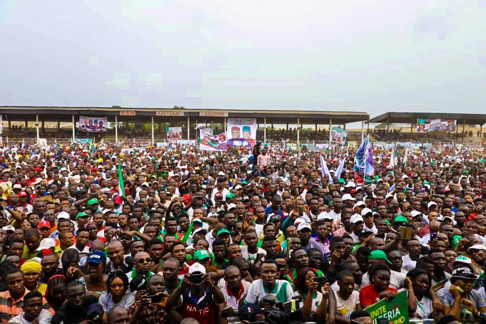 realAtiku_GCFR's tweet photo. My people, My people! Rochas, you see your life?  #PDPImoRally #BetterNigeria https://t.co/ooP6ghwW0Z