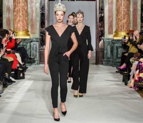 BaroQco #Couture Show SPRING SUMMER 2019 #Paris #SS19 #SS2019  niche.style/fashion-beauty… #style #hautecouture #designer #fashionista #fashionblogger #instafashion #fashion