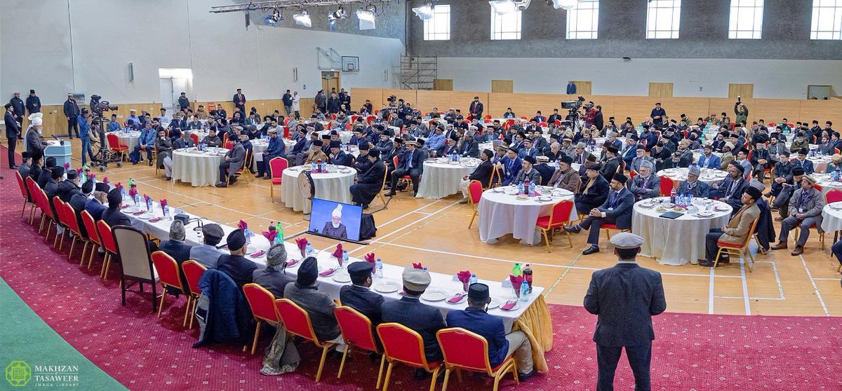 alislam's tweet image. PRESS RELEASE:  Head of Ahmadiyya Muslim Community addresses Ahmadiyya Board of Arbitration’s Centenary International Refresher Course
ahmadiyya-islam.org/khalifa/press-… #Ahmadiyya #Islam