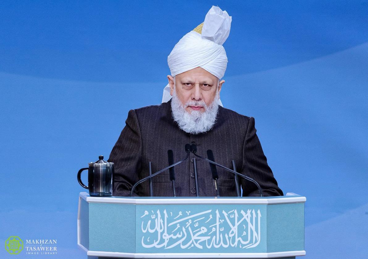 alislam's tweet image. PRESS RELEASE:  Head of Ahmadiyya Muslim Community addresses Ahmadiyya Board of Arbitration’s Centenary International Refresher Course
ahmadiyya-islam.org/khalifa/press-… #Ahmadiyya #Islam