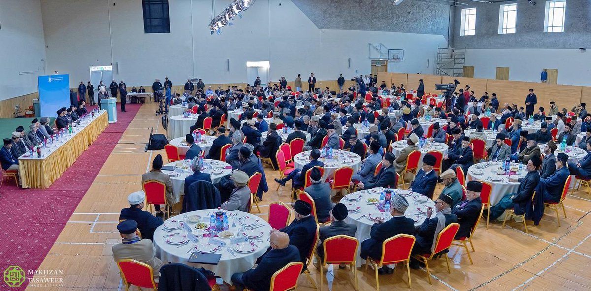 alislam's tweet image. PRESS RELEASE:  Head of Ahmadiyya Muslim Community addresses Ahmadiyya Board of Arbitration’s Centenary International Refresher Course
ahmadiyya-islam.org/khalifa/press-… #Ahmadiyya #Islam