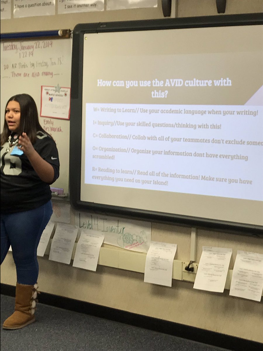 MrsCrook1126's tweet photo. #WonderCrooks had a special middle school visitor come in and teach us how to create #AVID Islands! #tcsdshare @MapleColts https://t.co/VoyXBzscVX