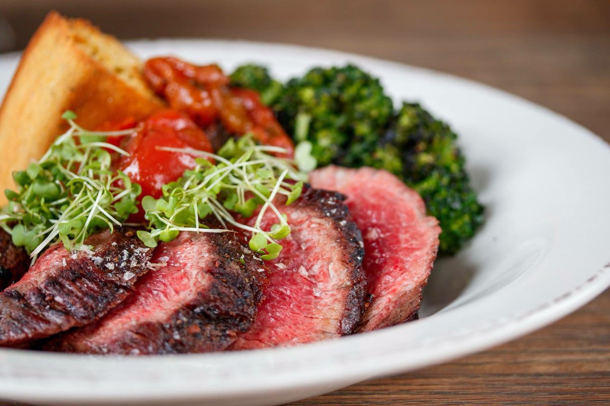 Try special, off-the-menu bites for #NashvilleRestaurantWeek thru Sunday! Our teres major entrée is served with grilled broccolini, poblano cornbread + tomato jam with your choice of starter + dessert for $39. 
Call 615.538.6113 for a table. #eatlikealocal