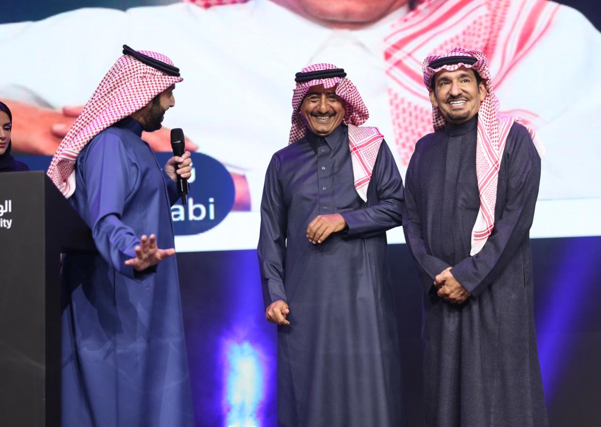 GEA_SA's tweet photo. برامج تلفزيونية متنوعة تشمل الترفيهي منها والفني على أرض الواقع قريبًا.
#عيشها https://t.co/fbQlHY4c7P