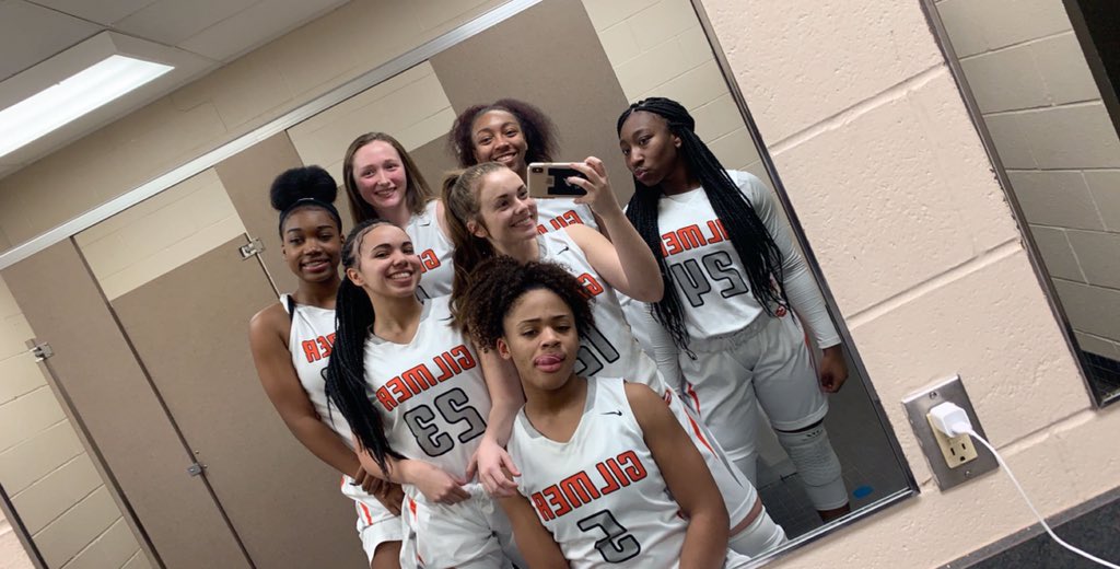Meeshmayy's tweet photo. GAME DAY @ Kilgore @6 be there &amp;’ BE LOUD 🏀🏀 SUPPORT US TONIGHT 🔌 #strong7 https://t.co/suwxFhuflK