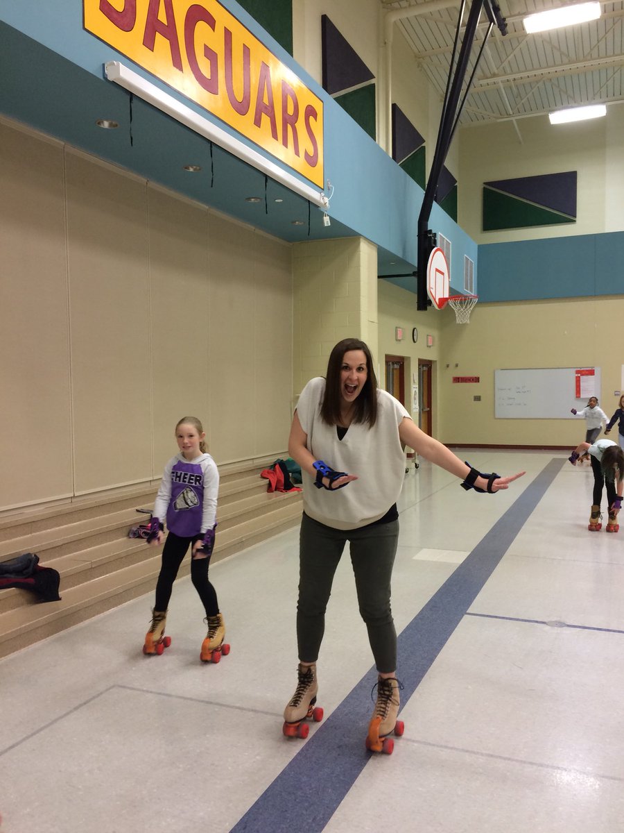 MrsCookSVE's tweet image. Just showing off my mad skating skills in @karenr6191 P.E. class. JK, my kids totally laughed at me 😊 #mrscookdoesnotskate #butitriedanyway