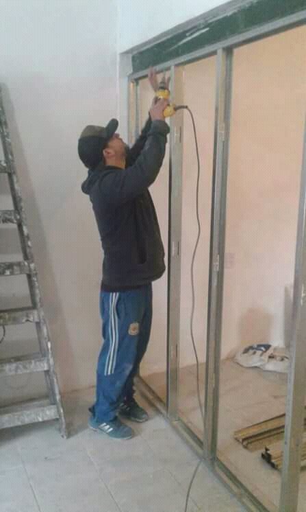DiegoBase3's tweet photo. Hago trabajos de Durlock presupuestos al WhatsApp 1167987233 zona norte capital federal zona oeste está dura la cosa si me dan una mano para laburar https://t.co/D3wxADmoyc