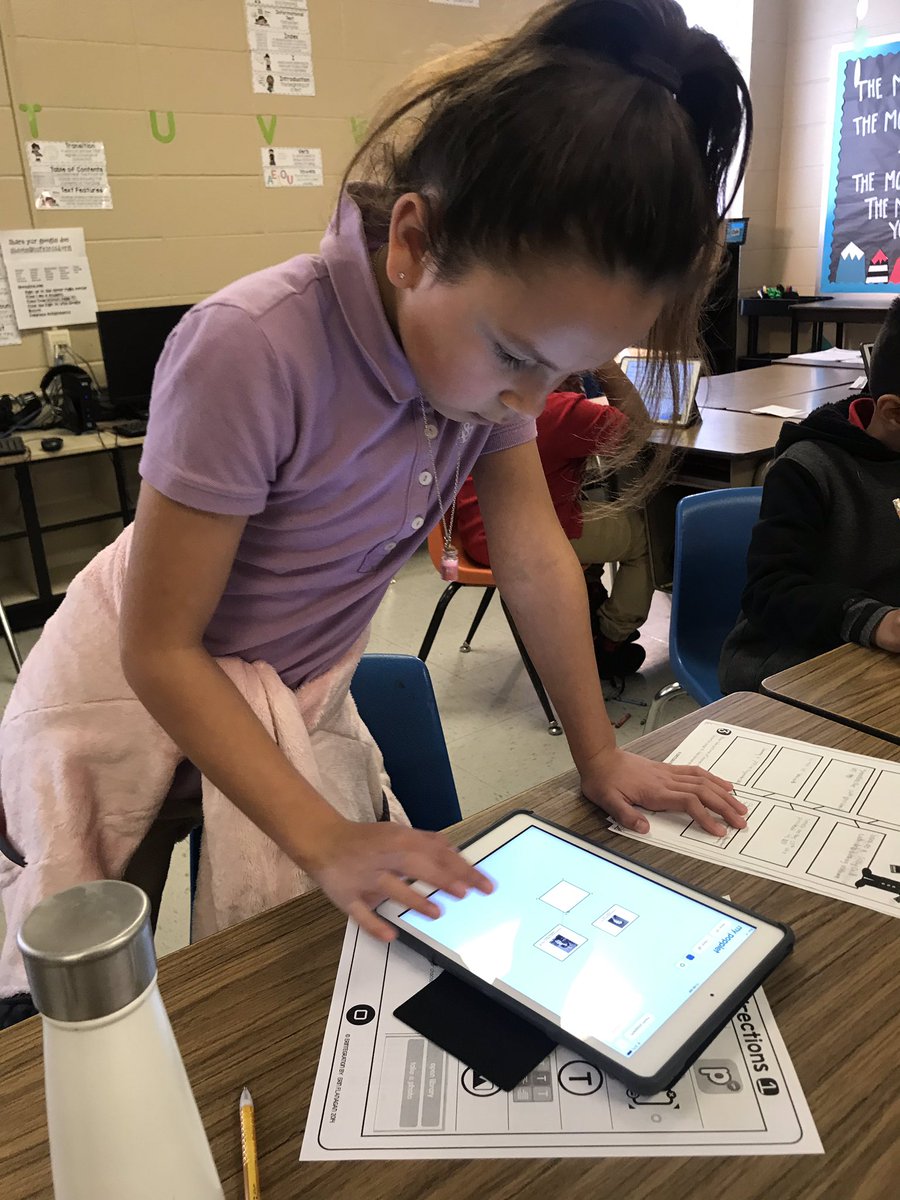 AlexBCole_'s tweet photo. Having fun using popplet to create timelines!! @poppletny @mvkeith2000 @pdmcclendon1 @sheilatskelton @BrittanyLDurham  #lufkinlearns #LPNoLimits #OnwardandUpward #brandonbears https://t.co/jwx46AM2Yq