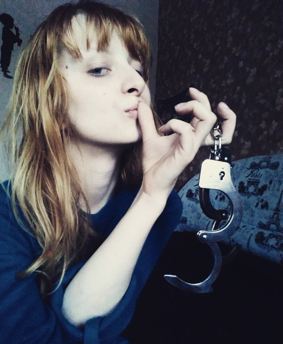 I love to hold down the movement and give pleasure !!! #evellincat #handcuffs #love #silence #domina<a href="/tag/love"class="tags"><span>#love</span></a><a href="/tag/domina"class="tags"><span>#domina</span></a><a href="/tag/silence"class="tags"><span>#silence</span></a><a href="/tag/handcuffs"class="tags"><span>#handcuffs</span></a><a href="/tag/bdsmcommunity"class="tags"><span>#bdsmcommunity</span></a>