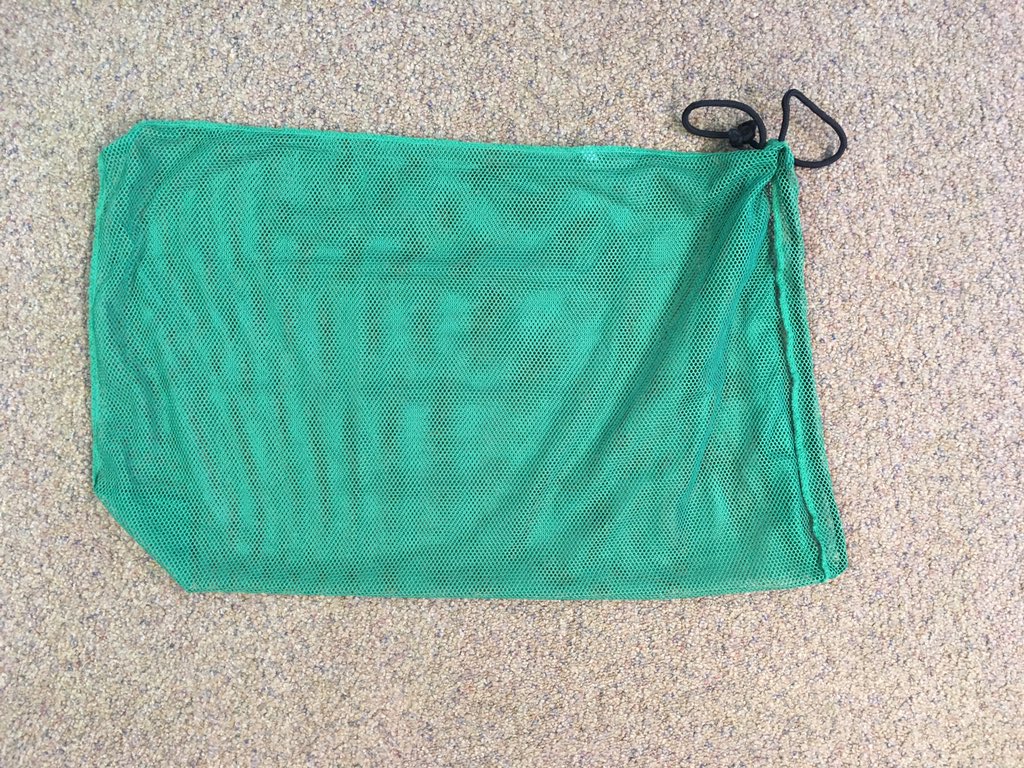 FCPSAdaptedPE's tweet photo. Have a S with difficulty catching? All you need is a mesh bag and a ring or a Wack-A-Ball. #adaptiveequipment #modifications #adaptedpe #catching @MAPEC_Members @FCPS_ElemHPE @BGHEPE https://t.co/Sybrno5yy6