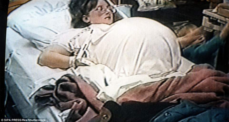 000Remember's tweet image. «В 1997 году она родила семерых детей — и ее сразу бросил муж». Как сложилась ее судьба? - timeallnews.ru/37028-v-1997-g…