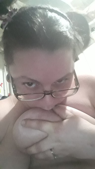 #selling #nudes #videochat #clips  DM here or on Kik/Snap at RubyMoon87 https://t.co/EbLUKdP0ed<a href="/tag/selling"class="tags">#selling</a><a href="/tag/nudes"class="tags">#nudes</a><a href="/tag/videochat"class="tags">#videochat</a><a href="/tag/clips"class="tags">#clips</a>