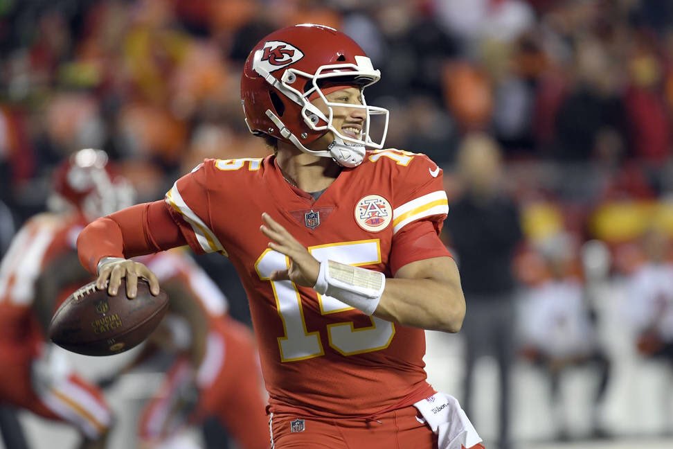 Decrypt Kings on Twitter "Patrick Mahomes born 9/17/1995 1995= A Pig