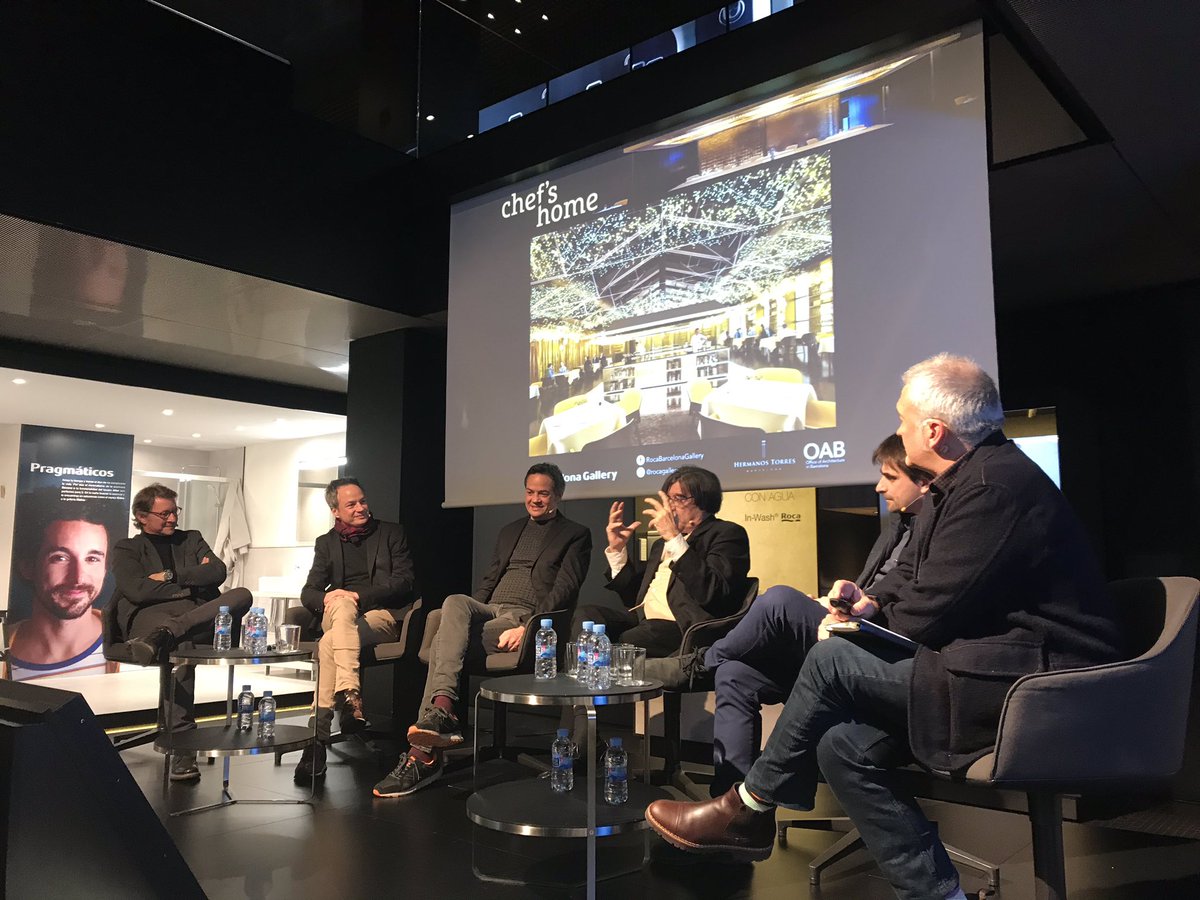 IsaRoigLlorca's tweet photo. Experiencia = disseny, arquitectura, artesania, sostenibilitat, tecnologia i gastronomia 👏👏#ChefsHome al @RocaBcnGallery amb @HermanosTorres i OAB, Carlos i Borja Ferrater #inspiredinbarcelona #designtherestaurantexperience https://t.co/JWJwTQ3lGm