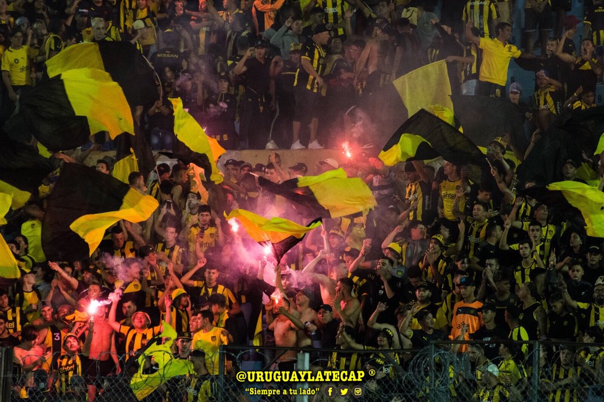 URUGUAYLATECAP's tweet photo. • FINAL TORNEO DE VERANO •

¡Volvemos a Casa! 🏟

- #Peñarol 🆚 Barcelona Guayaquil 🇪🇨 -

🏟 Campeón del Siglo. 
🗓 23/1.
🕙 22.15 hs.
📺 VTV.

🎟 Venta de entradas en RedPagos y TickAntel.

Más detalles ➤ https://t.co/amanviHafo 

#VamosCarbonero 
#SiempreATuLado🖤💛🖤 https://t.co/yICGqFNI9D