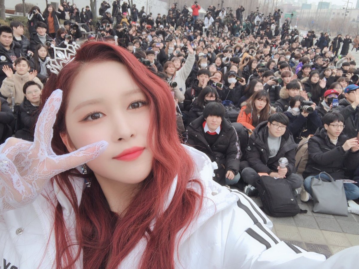 SC0PIAO97's tweet photo. ㅤㅤㅤㅤ 𝑰'𝒎 𝒂 𝒃𝒊𝒈 𝒇𝒍𝒖𝒇𝒇𝒚 𝒔𝒑𝒂𝒓𝒌.♡ https://t.co/O7NetnUyw5