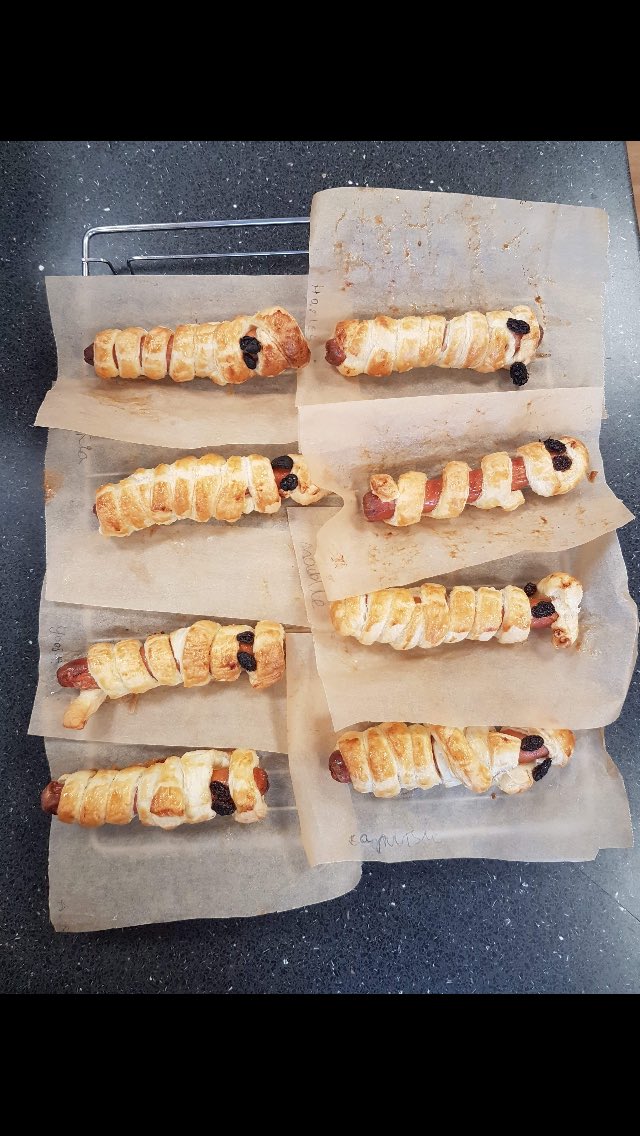 PentrerGraig's tweet photo. Making tasty mummified sausage rolls today #pgpvenus #pgpnum #pgpwellbeing #pgpscience https://t.co/xGvaHjdmJF